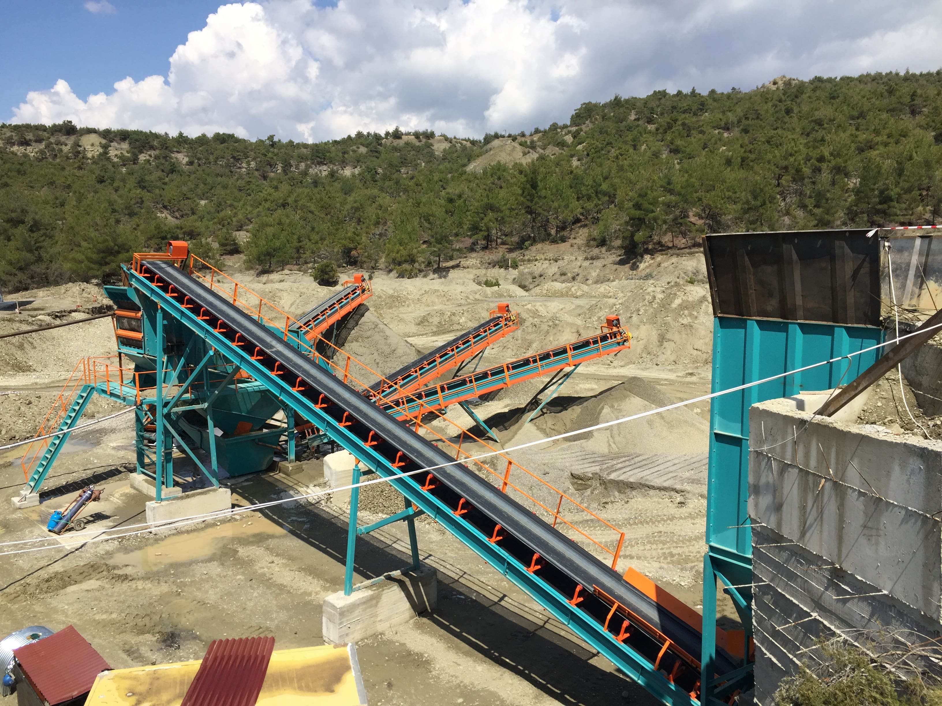 100 - 150 Ton Saat Sabit Yıkama Ve Eleme Tesisi