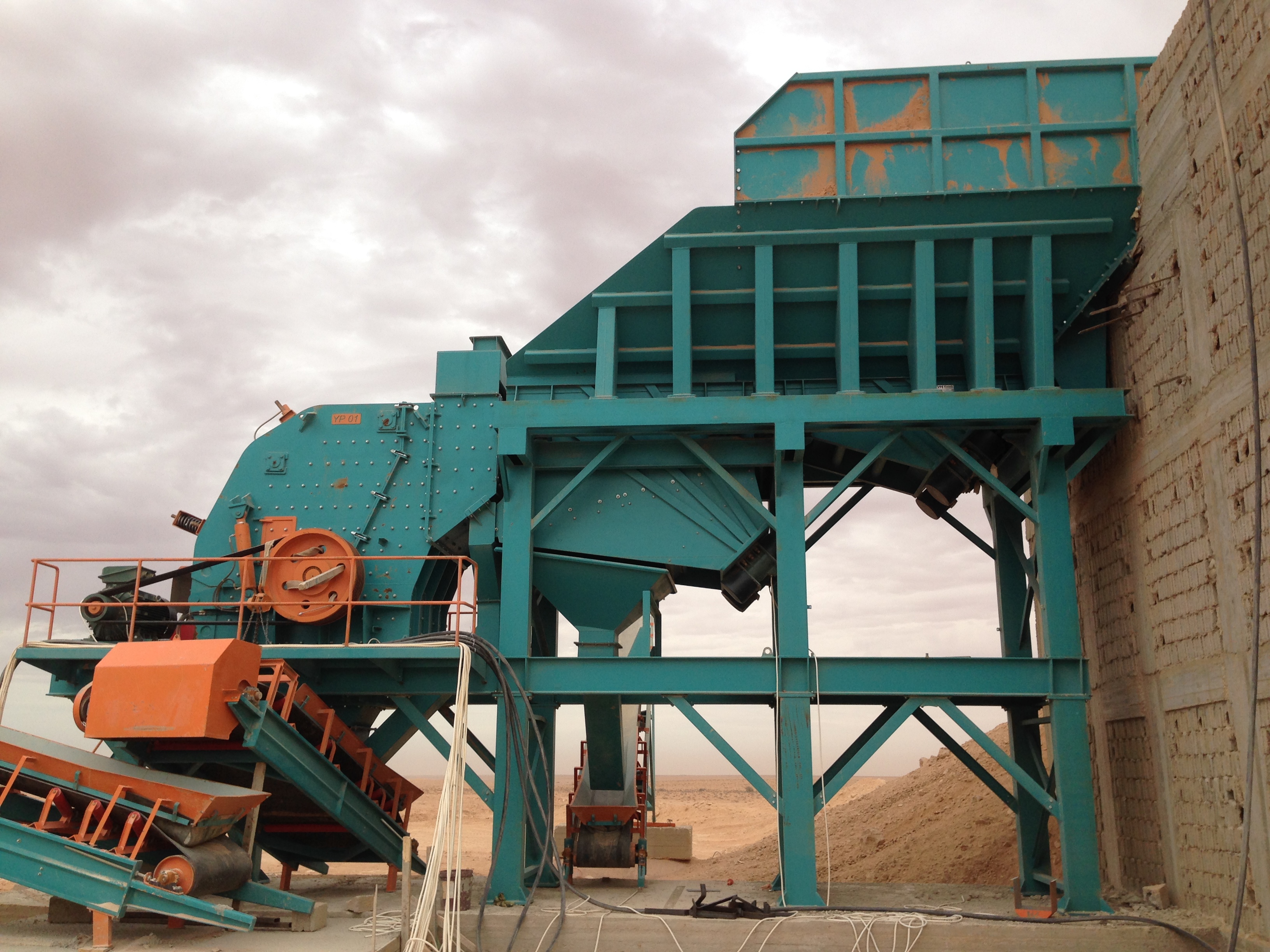 LIBYA SABİT KIRMA ELEME TESİSİ Kapasite 200 - 250 Ton