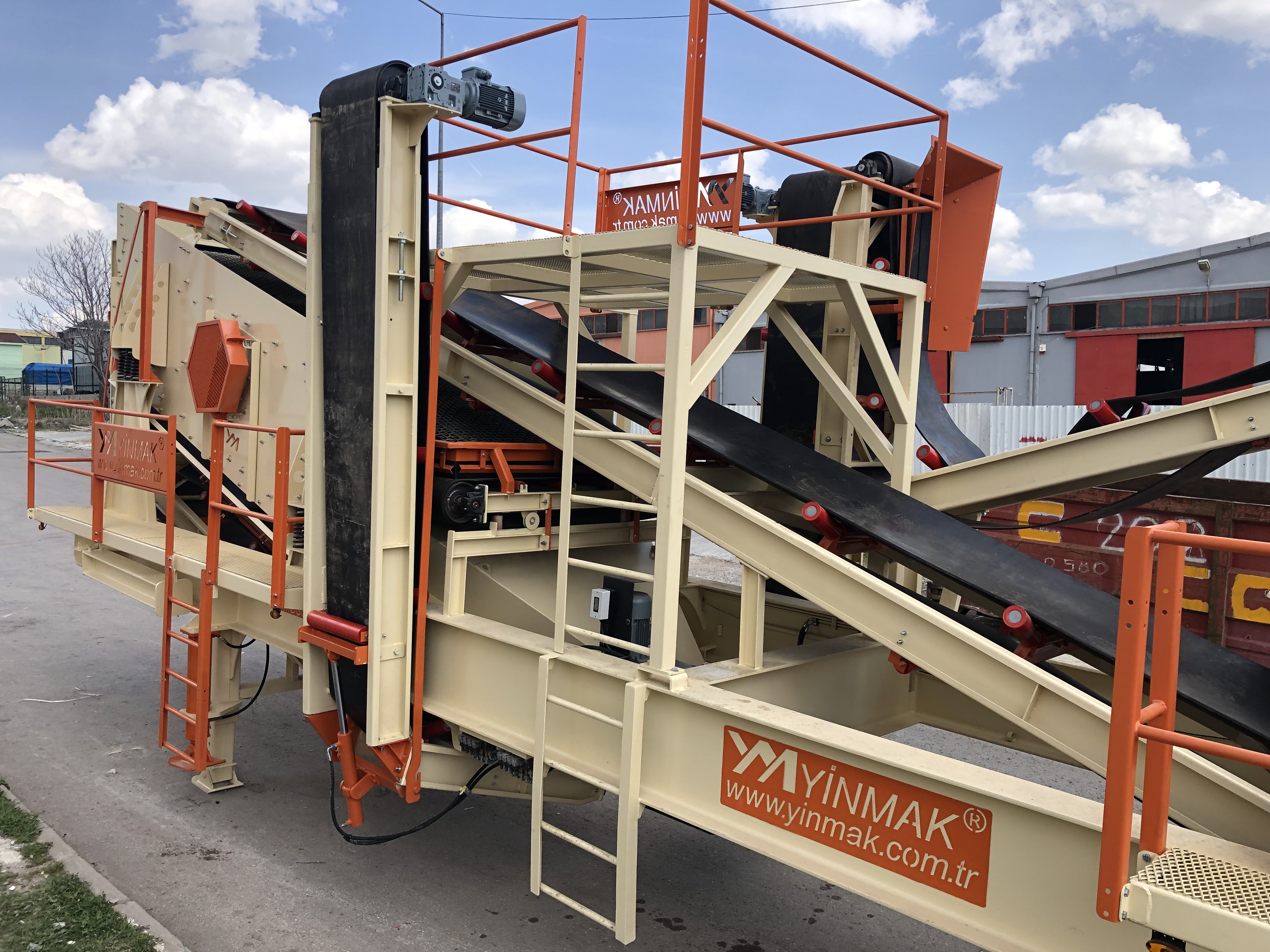 TÜRKİYE MOBİL SEKONDER KIRICI VE ELEK ÜNİTESİ 6